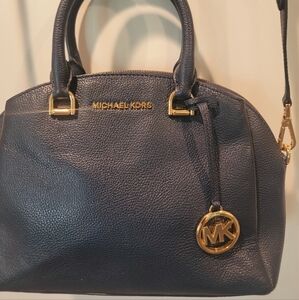 Michael kors navy blue 💙 gold medium size purse